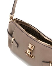 GUESS YESBA Petit sac bandouli&egrave;re avec breloque taupe fonc&eacute; - Sacs pour Femme - 5