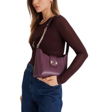 GUESS JANE sac bandouli&egrave;re vin - Sacs pour Femme - 5