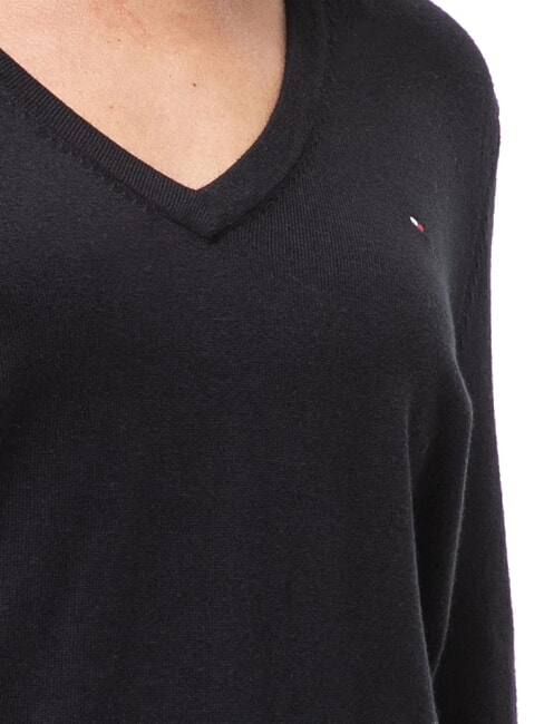 TH Pull &agrave; col en V pour femme Tommy Black - Chandails pour femmes