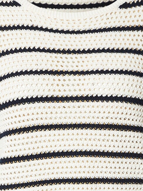 POINTELLE CROCHET Pull ray&eacute; l&eacute;ger porcelaine blanche &agrave; rayures bleues - Chandails pour femmes