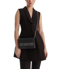 LOVE MOSCHINO SMART DAILY Pochette avec bandouli&egrave;re cha&icirc;ne laque noire - Sacs pour Femme - 5