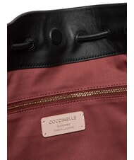 COCCINELLE ISABELA sac bandouli&egrave;re en cuir souple Noir - Sacs pour Femme - 6
