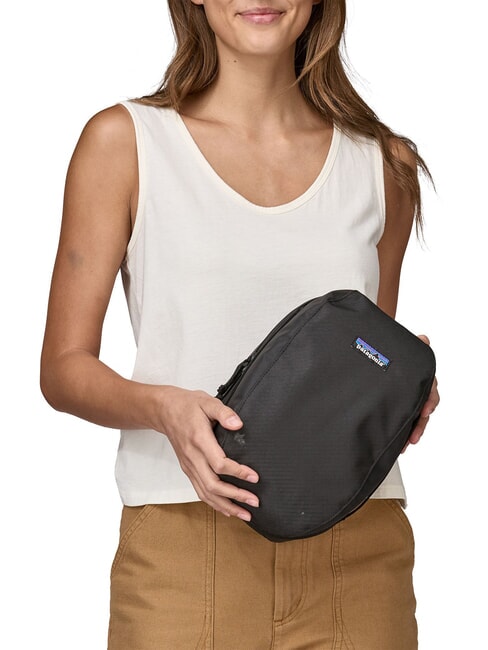 BLACK HOLE CUBE Beaut&eacute; de voyage 6L noir avec noir - Trousses