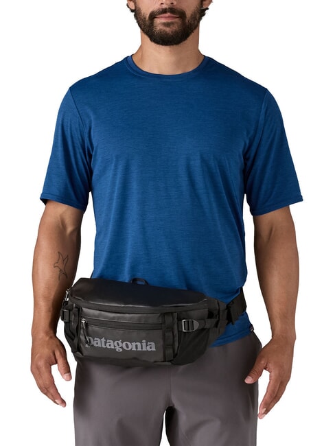 BLACK HOLE Poche noir avec noir - Sacs banane