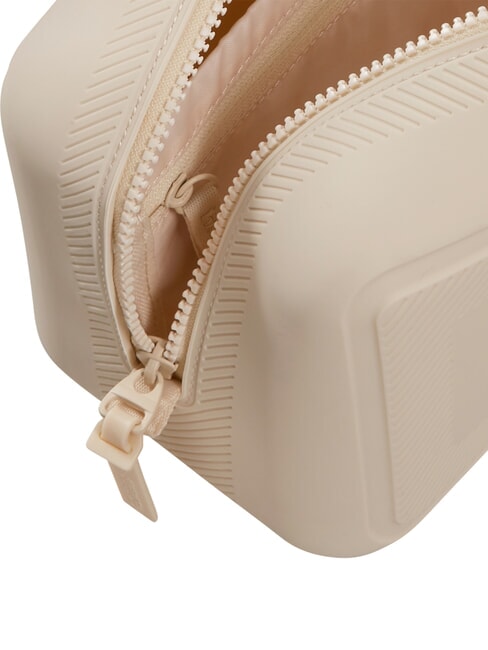 URBAN GROOVE La beaut&eacute; du silicone sable de coco - Trousses