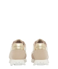 ARMANI EXCHANGE DROP MICROSUEDE Baskets avec logo lat&eacute;ral sable et blanc cass&eacute; - Chaussures Femme - 4