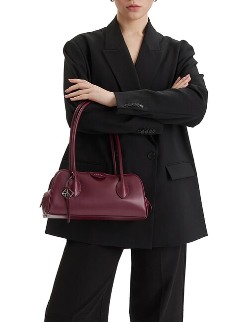 EMBOSSED LOGO BUSINE sac bandouli&egrave;re rose s&eacute;duisant - Sacs pour Femme