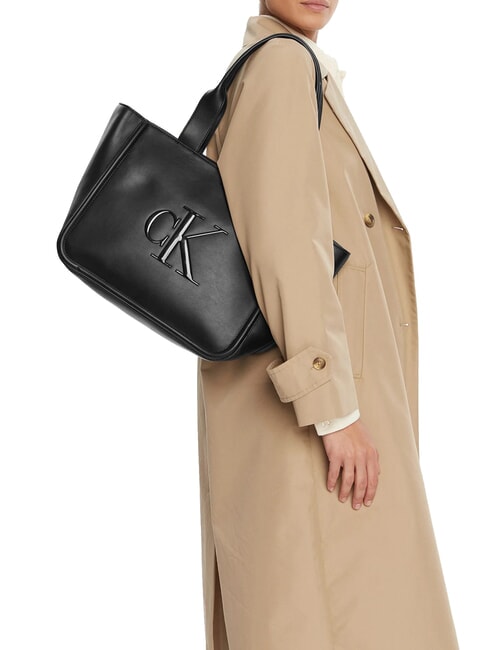 BOLD MONOGRAM sac &agrave; bandouli&egrave;re sur noir - Sacs pour Femme