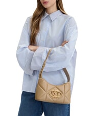 LOVE MOSCHINO EMBOSSED sac bandouli&egrave;re taupe - Sacs pour Femme - 2