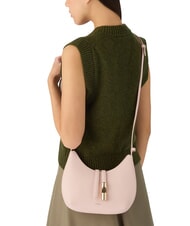 FURLA GOCCIA Sac bandouli&egrave;re en cuir martel&eacute; rose poudr&eacute; - Sacs pour Femme - 5