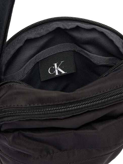 BOLD LOGO NYLON sac bandouli&egrave;re sur noir - Sacs en Bandouli&egrave;res pour Homme