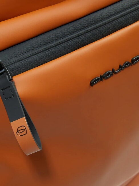 CORNER SPECIALE GOMMATO Sac &agrave; dos roll-top pour ordinateur portable 15,6" CUIR - Sacs &agrave; dos pour ordinateur portable