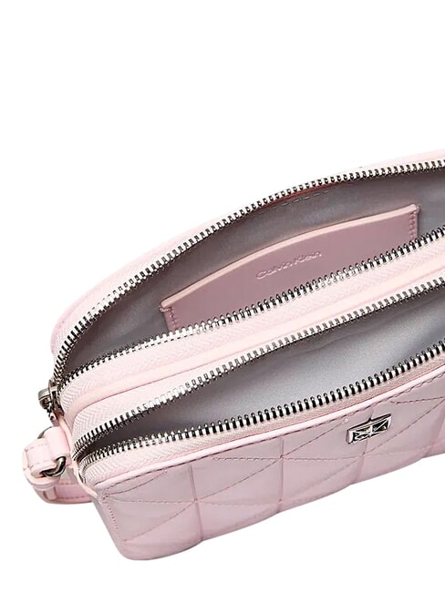 QUILTED EMBLEM Mini sac bandouli&egrave;re rose berceau - Sacs pour Femme