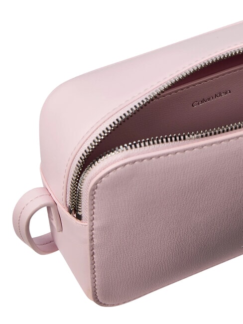 EMBOSSED LOGO Mini sac &agrave; bandouli&egrave;re rose berceau - Sacs pour Femme