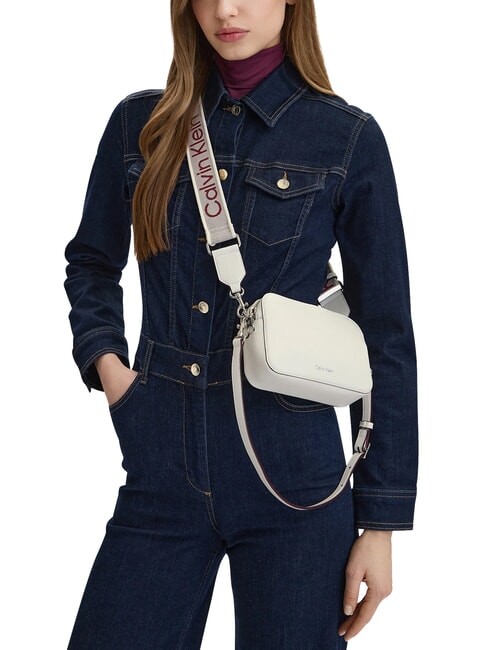 SIGNATURE LOGO STRAP Sacoche pour appareil photo &agrave; double fonction alysse blanche - Sacs pour Femme