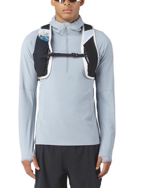 XT 10 Sac &agrave; dos de randonn&eacute;e blanc/noir - Sacs &agrave; dos pour l'&Eacute;cole & les Loisirs