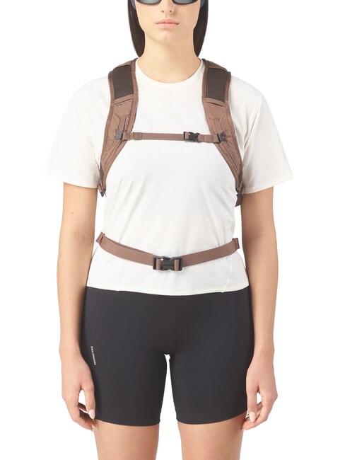 TRAILBLAZER 10 Sac &agrave; dos d'ext&eacute;rieur caf&eacute; noir Mustang - Sacs &agrave; dos pour l'&Eacute;cole & les Loisirs