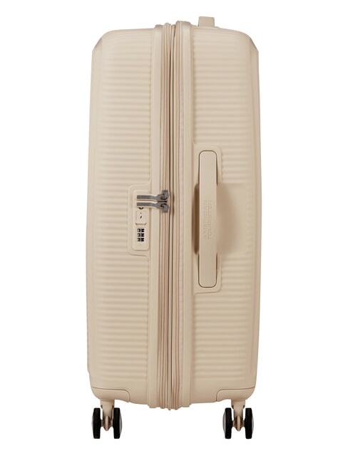 SOUNDBOX SPINNER Chariot moyen, extensible sable de coco - Valises Rigides