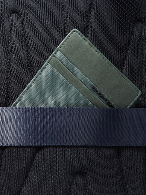 MARCEL Sac &agrave; dos de voyage pour PC et iPad bleu/marron fonc&eacute; - Sacs &agrave; dos pour ordinateur portable