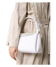 COCCINELLE CAMPIONARIO - ECLYPS Sac bandouli&egrave;re en cuir martel&eacute; blanc brillant - Sacs pour Femme - 2