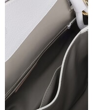 COCCINELLE CAMPIONARIO - ECLYPS Sac bandouli&egrave;re en cuir martel&eacute; blanc brillant - Sacs pour Femme - 4