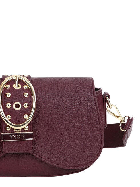 ROCKER Sac bandouli&egrave;re avec boucle et clous vin - Sacs pour Femme
