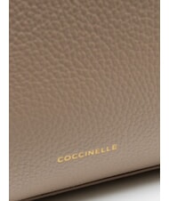 COCCINELLE SAGITTA Sac bandouli&egrave;re en cuir taupe chaud - Sacs pour Femme - 3