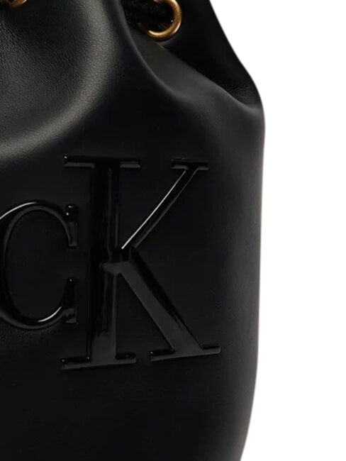 BOLD CK Sac seau, avec bandouli&egrave;re sur noir - Sacs pour Femme