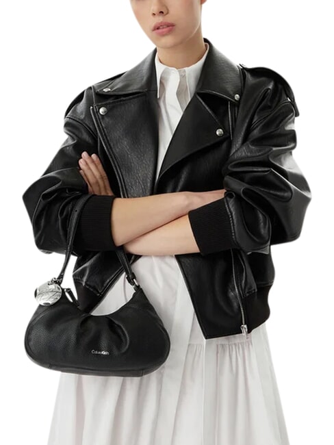 ENGRAVED HW sac bandouli&egrave;re sur noir - Sacs pour Femme