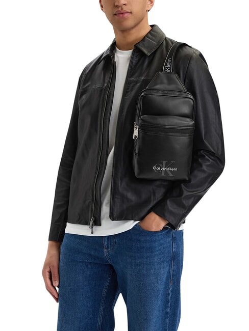 BOLD LOGO WEBBING sac bandouli&egrave;re sur noir - Sacs en Bandouli&egrave;res pour Homme
