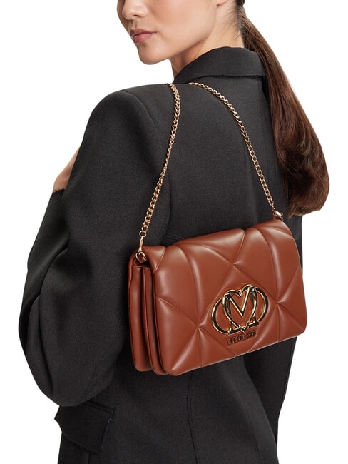 EMBOSSED Mini sac bandouli&egrave;re, avec cha&icirc;ne ch&acirc;taigne - Sacs pour Femme
