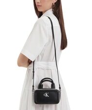 CALVIN KLEIN CONTRAST CK Mini sac &agrave; main avec bandouli&egrave;re sur noir - Sacs pour Femme - 2