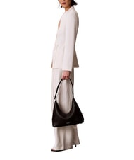CALVIN KLEIN EMBLEM HW sac bandouli&egrave;re sur noir - Sacs pour Femme - 2