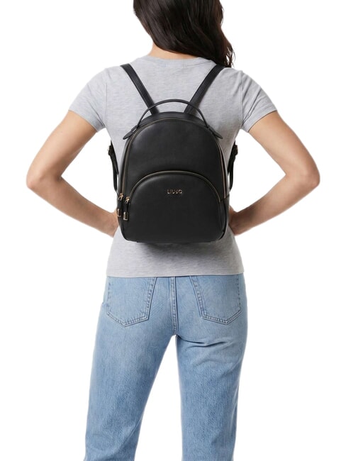 MANHATTAN Sac &agrave; dos avec poche avant NOIR - Sacs pour Femme
