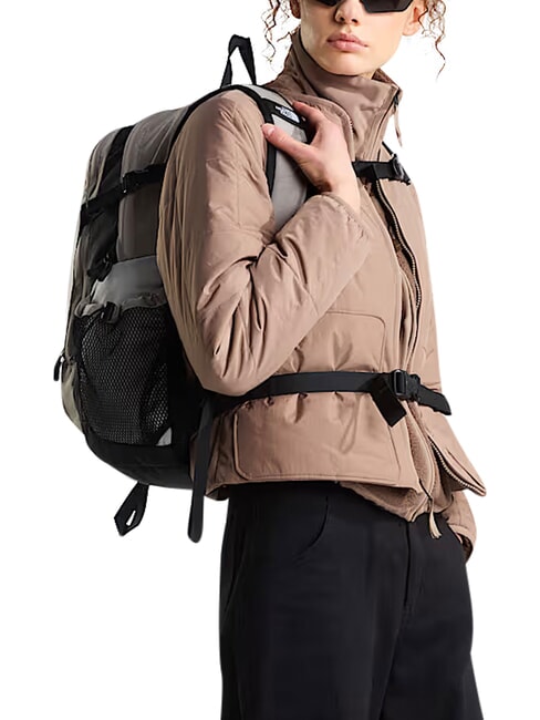HOT SHOT Sac &agrave; dos de voyage de 30 L dalle de pierre/nuage cumulus/noir de TNF - Sacs &agrave; dos pour l'&Eacute;cole & les Loisirs