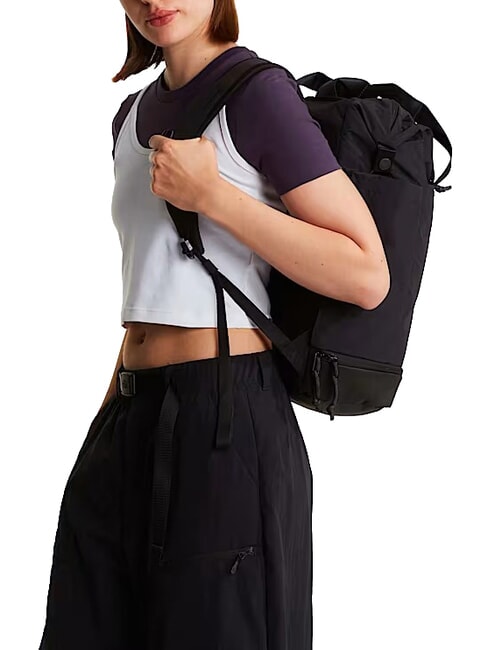 W NEVER STOP Sac &agrave; dos avec porte-ordinateur portable tnf noir-npf - Sacs &agrave; dos pour l'&Eacute;cole & les Loisirs