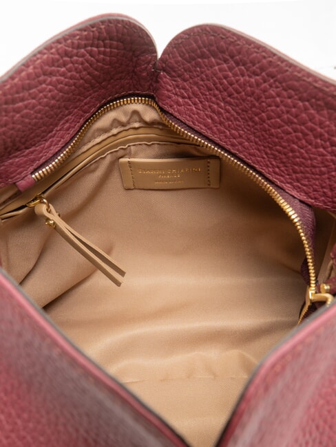 SANDRA Sac bandouli&egrave;re en cuir rubis antique - Sacs pour Femme