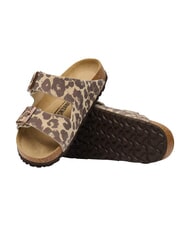 BIRKENSTOCK ARIZONA sandales en cuir ch&acirc;teau de sable de Leo - Chaussures Femme - 4