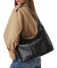 CALVIN KLEIN EMBLEM AOP sac bandouli&egrave;re sur noir - Sacs pour Femme - 2