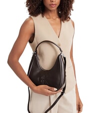 CALVIN KLEIN BOLD CK Sac bandouli&egrave;re, avec bandouli&egrave;re argent d&eacute;licieux/antique - Sacs pour Femme - 2