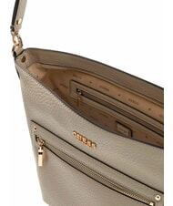 GUESS MARSHA sac bandouli&egrave;re taupe clair - Sacs pour Femme - 3