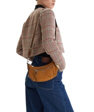 GUESS MARSHA Sac bandouli&egrave;re en cuir su&eacute;d&eacute; COGNAC - Sacs pour Femme - 2