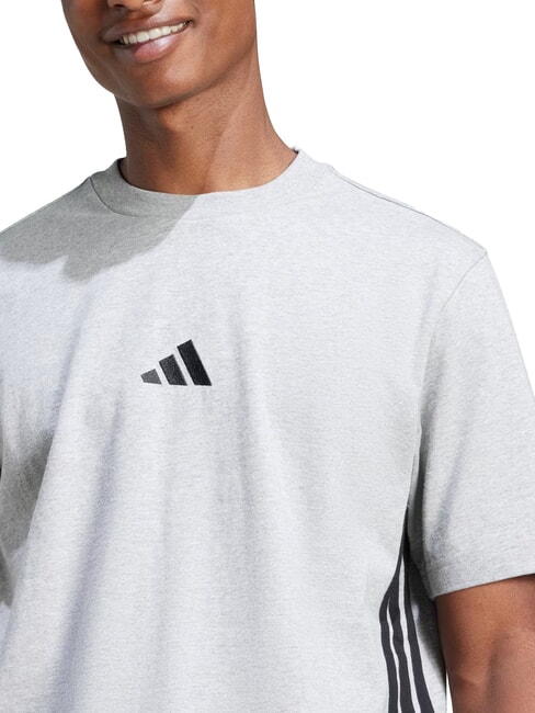 3 STRIPES T-shirt &agrave; manches courtes et col rond gris - T-shirt