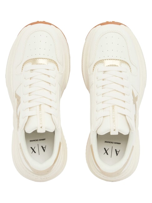 NIKY Baskets blanc cass&eacute; + or p&acirc;le - Chaussures Femme