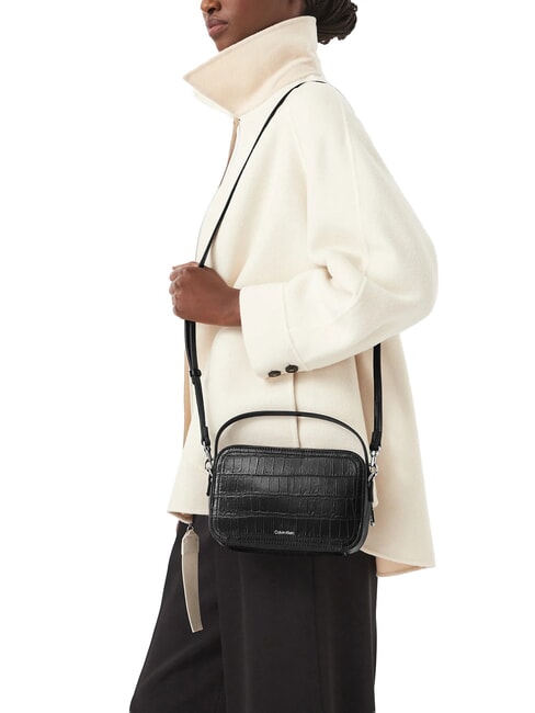 CK CROC Mini sac &agrave; main avec bandouli&egrave;re sur noir - Sacs pour Femme