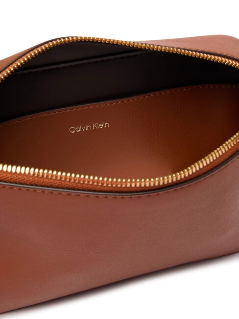 EMBOSSED LOGO Mini sac &agrave; bandouli&egrave;re ocre naturelle - Sacs pour Femme