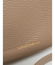 COCCINELLE WHISPER Mini sac bandouli&egrave;re taupe chaud - Sacs pour Femme - 4